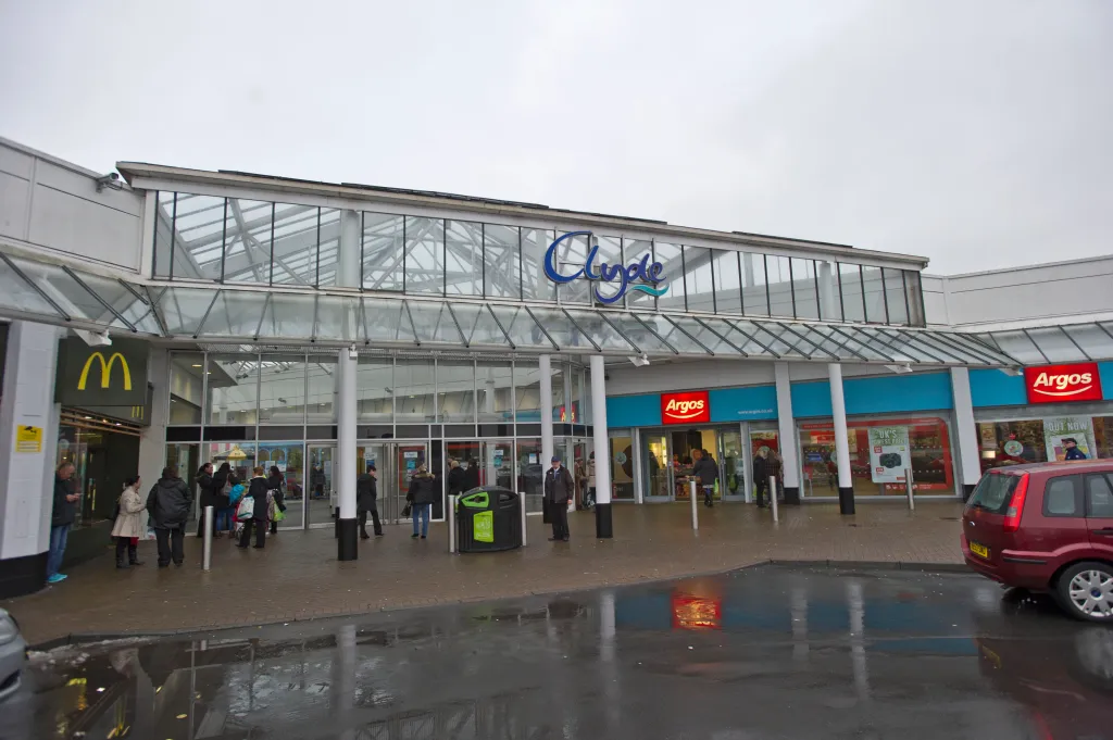 Centre photo